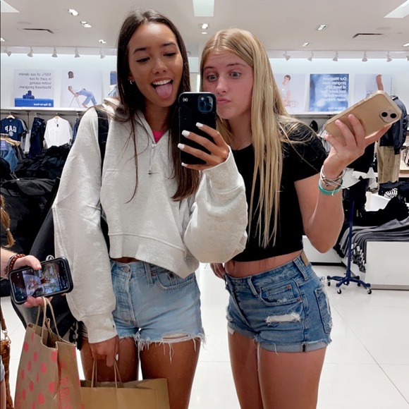 Meet your Posher, Tut - Picture 1 of 1